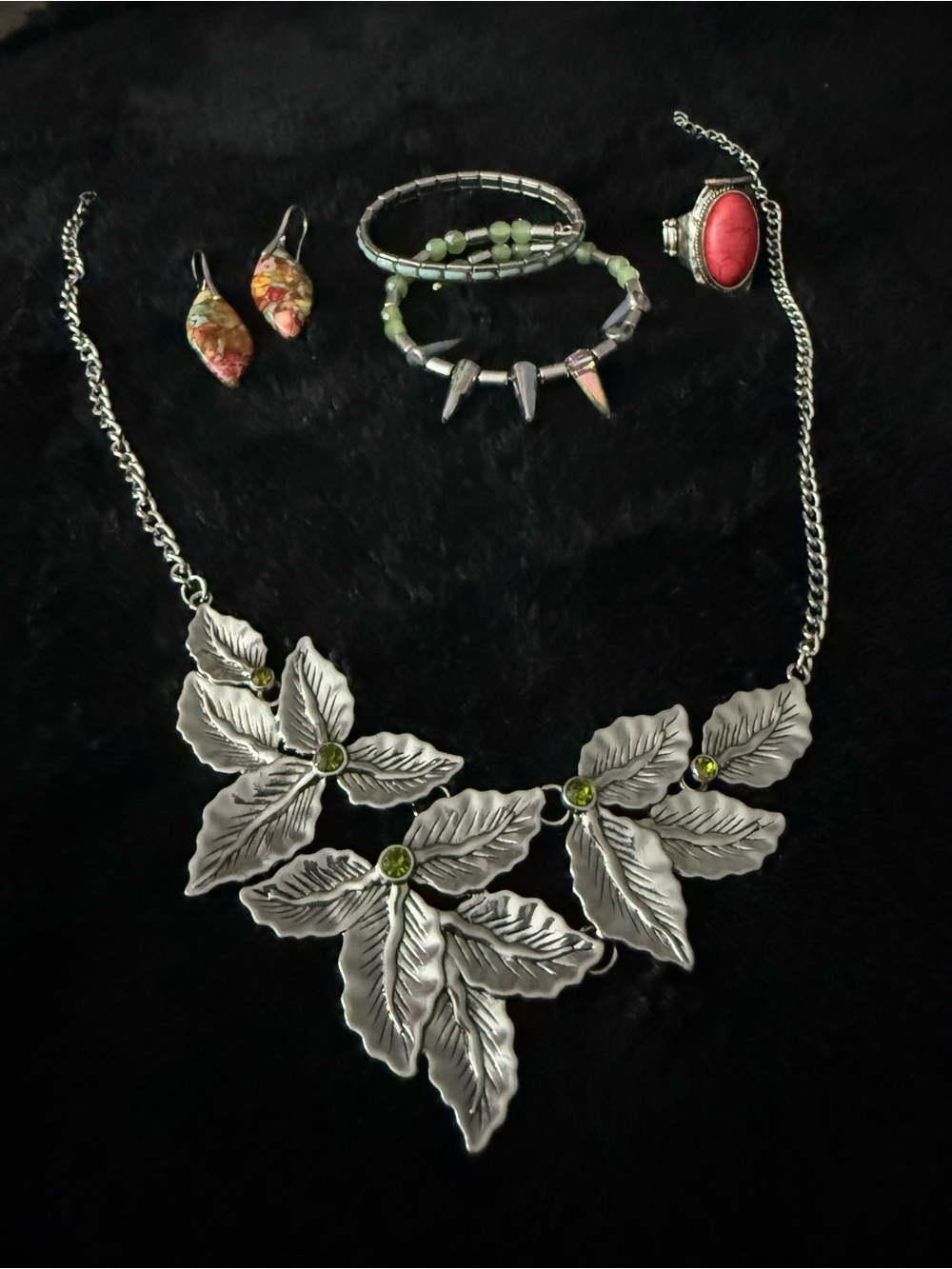 Wild Grace Curated Botanical 5 Piece Jewelry Set Silver Leaves Imperial Jasper - Picture 1 of 10